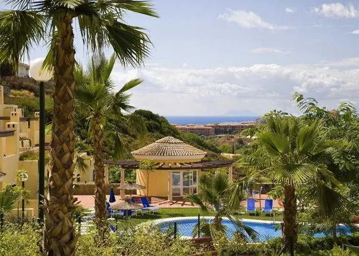 فندق Checkin Colina Del Paraiso إِستيبونا