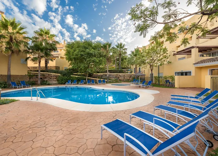 فندق Checkin Colina Del Paraiso إِستيبونا