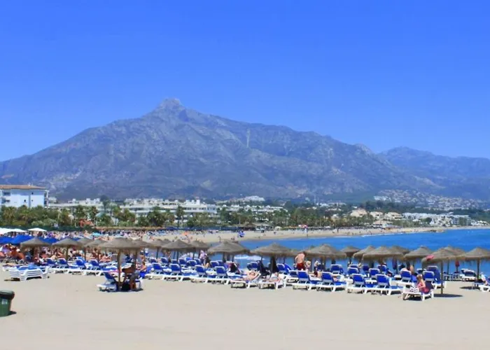 Checkin Colina Del Paraiso فندق إِستيبونا