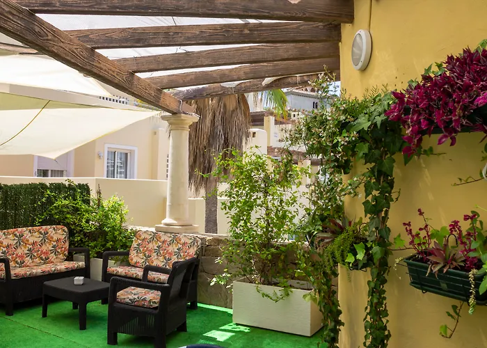 Checkin Colina Del Paraiso فندق إِستيبونا