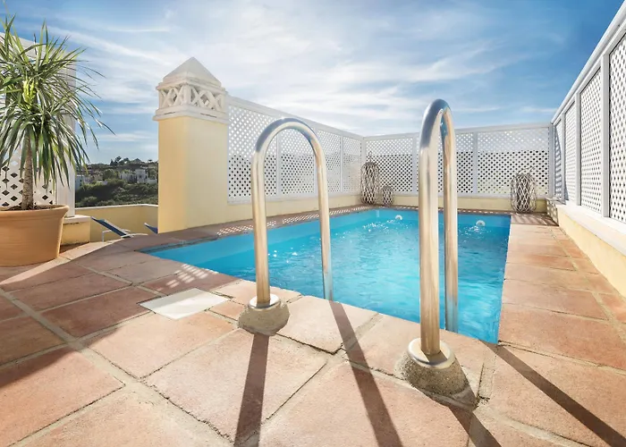 Checkin Colina Del Paraiso إِستيبونا